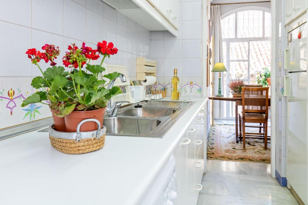 Holiday Apartment, 2 Pax, Historical Center Sevilla Eksteriør billede